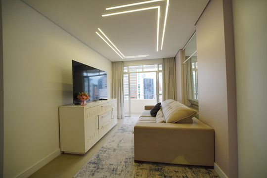 Apartamento para alugar com 2 quartos, 82m² em Centro, Florianópolis