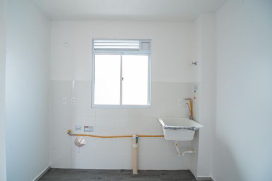 Cozinha e Área de Serviço de apartamento para alugar com 2 quartos, 48m² em Cecília, Viamão