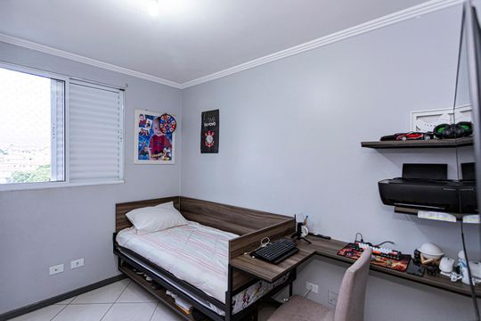 Quarto 2 de apartamento para alugar com 3 quartos, 70m² em Vila dos Remedios, São Paulo