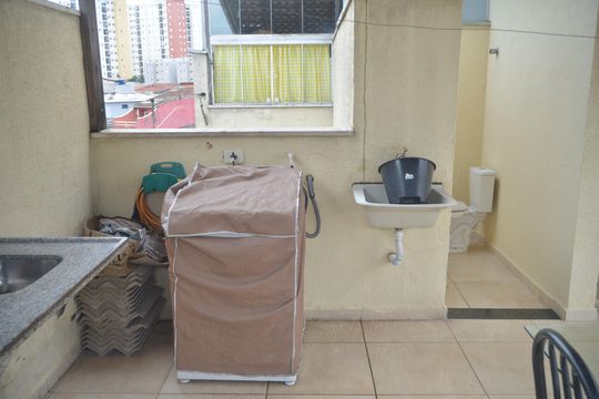 Aera de Serviço de apartamento à venda com 2 quartos, 80m² em Jardim Jamaica, Santo André