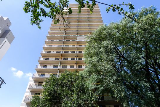 Fachada do prédio de kitnet/studio para alugar com 1 quarto, 63m² em Santana, São Paulo