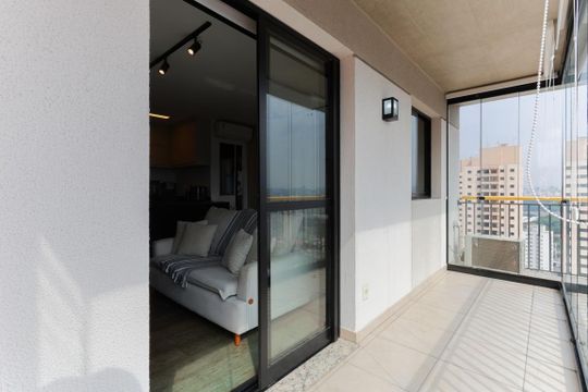 Varanda de kitnet/studio para alugar com 1 quarto, 63m² em Santana, São Paulo
