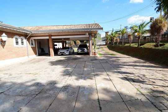 Garagem de casa à venda com 6 quartos, 700m² em Chácara Primavera, Campinas