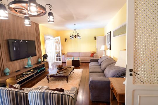 Sala de casa à venda com 6 quartos, 700m² em Chácara Primavera, Campinas