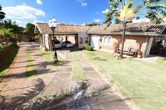 Garagem de casa à venda com 6 quartos, 700m² em Chácara Primavera, Campinas