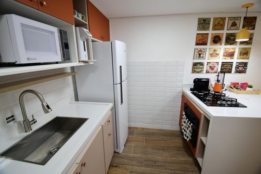 Cozinha de kitnet/studio para alugar com 1 quarto, 40m² em Cambuí, Campinas