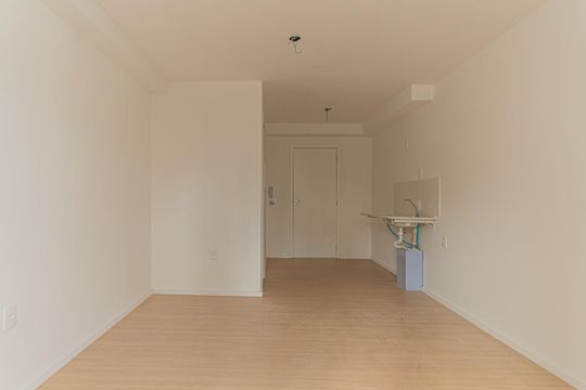 Sala/Quarto de apartamento à venda com 1 quarto, 24m² em Itaim Bibi, São Paulo