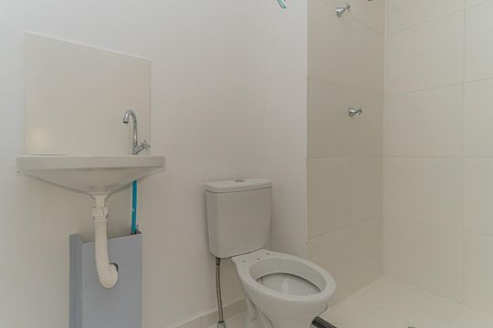 Banheiro de apartamento à venda com 1 quarto, 24m² em Itaim Bibi, São Paulo