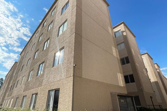 Fachada de apartamento para alugar com 2 quartos, 39m² em Jardim Petropolis, Cotia