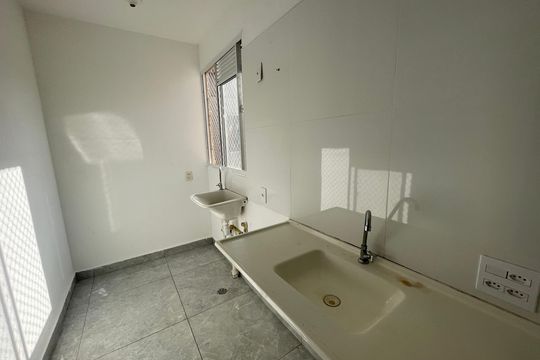 Cozinha de apartamento para alugar com 2 quartos, 39m² em Jardim Petropolis, Cotia