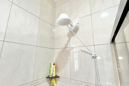 Banheiro de casa à venda com 3 quartos, 110m² em Sítio do Morro, São Paulo