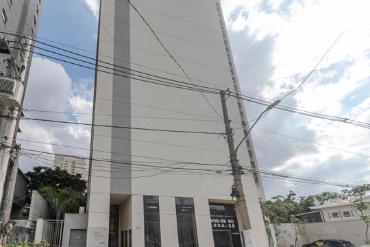 Fachada de kitnet/studio para alugar com 1 quarto, 25m² em Brooklin, São Paulo