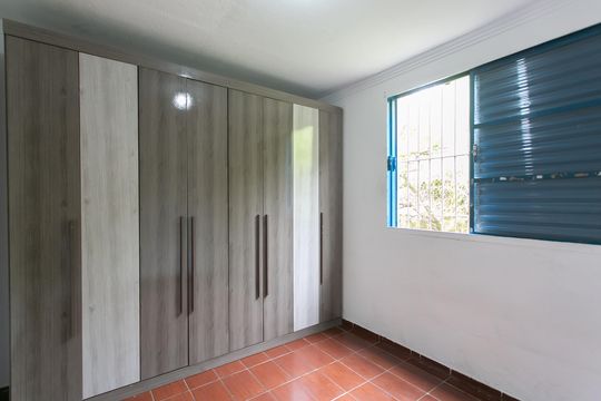 Quarto 1 de apartamento para alugar com 2 quartos, 56m² em Jardim Etelvina, São Paulo
