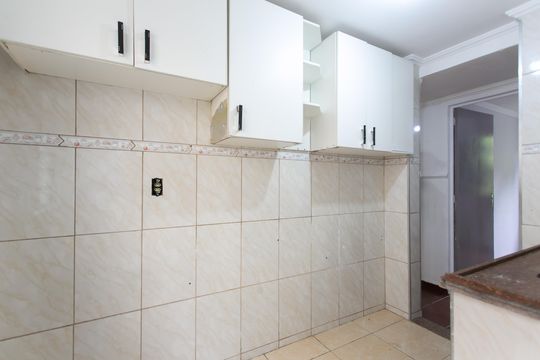 Cozinha de apartamento para alugar com 2 quartos, 56m² em Jardim Etelvina, São Paulo
