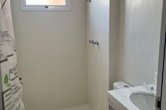 Banheiro de apartamento à venda com 1 quarto, 55m² em Jardim, Santo André