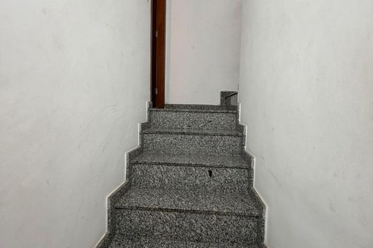 Escada de casa à venda com 2 quartos, 68m² em Jardim Paraiso, São Paulo