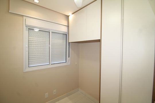 Quarto 1 de apartamento à venda com 2 quartos, 42m² em Vila Guaca, São Paulo