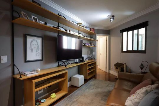 Apartamento para alugar com 4 quartos, 246m² em Vila Andrade, São Paulo