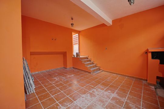 Garagem de casa à venda com 3 quartos, 200m² em Vila Silvia, São Paulo
