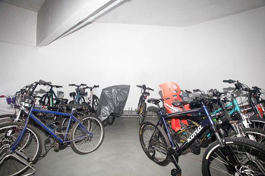 Área Comum - Bicicletário de apartamento à venda com 3 quartos, 88m² em Centro Histórico, Porto Alegre