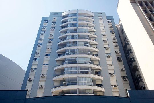 Fachada de apartamento à venda com 3 quartos, 88m² em Centro Histórico, Porto Alegre