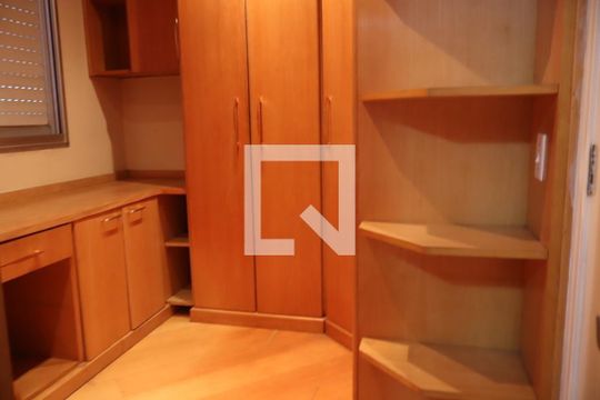 Apartamento para alugar com 1 quarto, 53m² em Santa Terezinha, São Paulo