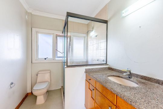 Banheiro 1 de apartamento para alugar com 4 quartos, 275m² em Bela Vista, Porto Alegre