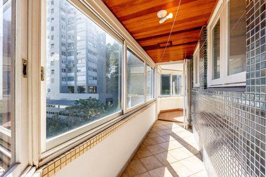 Varanda de apartamento para alugar com 4 quartos, 275m² em Bela Vista, Porto Alegre