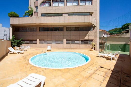 PISCINA de apartamento à venda com 4 quartos, 126m² em Barro Preto, Belo Horizonte