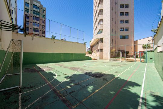 QUADRA de apartamento à venda com 4 quartos, 126m² em Barro Preto, Belo Horizonte