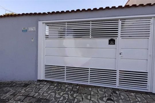 Casa à venda com 3 quartos, 148m² em Vila Lucinda, Santo André