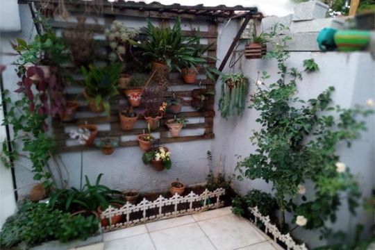 Casa à venda com 3 quartos, 148m² em Vila Lucinda, Santo André