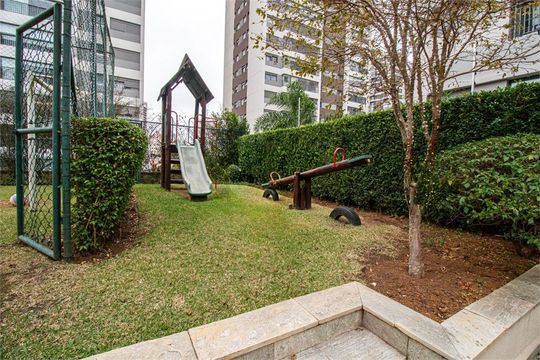 Apartamento à venda com 4 quartos, 145m² em Jardim Prudência, São Paulo