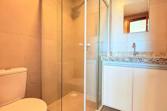 Banheiro de kitnet/studio para alugar com 1 quarto, 30m² em Stella Maris, Salvador