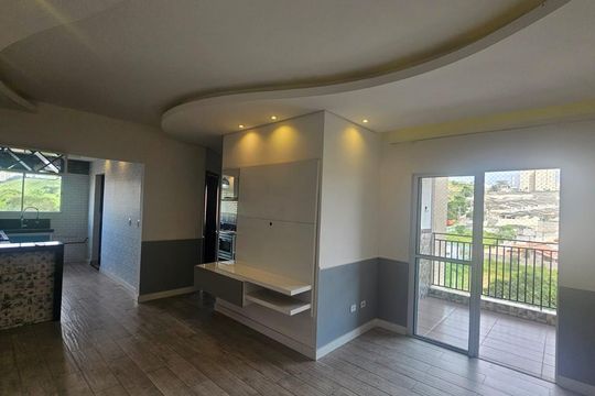 Apartamento para alugar com 2 quartos, 74m² em Jardim Coleginho, Jacareí