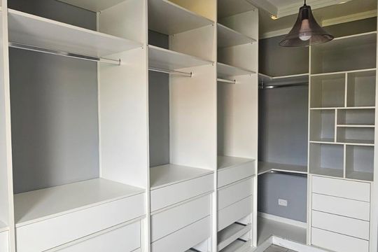 Quarto de apartamento para alugar com 2 quartos, 74m² em Jardim Coleginho, Jacareí
