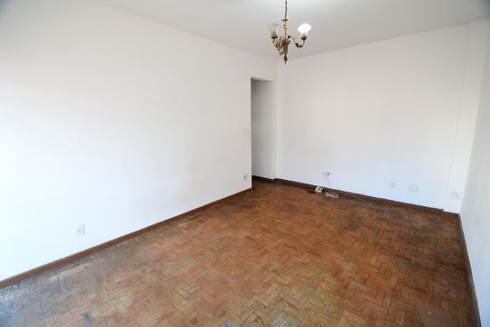Sala de apartamento à venda com 2 quartos, 75m² em Centro, Campinas