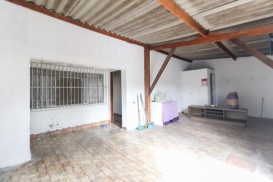 Garagem de casa para alugar com 2 quartos, 102m² em Itaquera, São Paulo