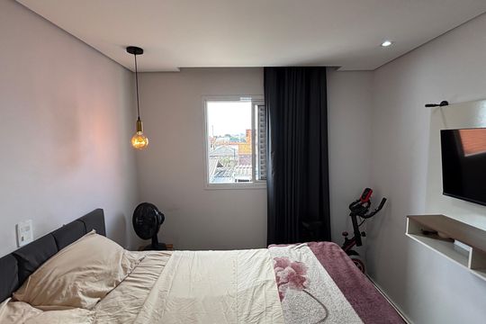 Suite de apartamento à venda com 2 quartos, 56m² em Vila Camilópolis, Santo André