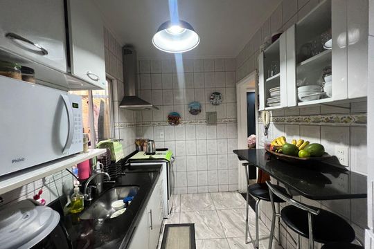 Cozinha de casa à venda com 3 quartos, 88m² em São João Batista, Belo Horizonte