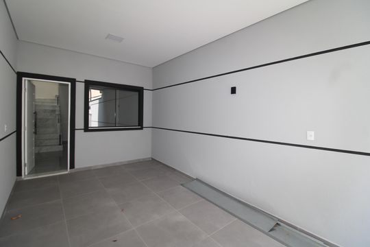 Garagem de casa à venda com 3 quartos, 123m² em Jardim Sao Paulo(zona Norte), São Paulo