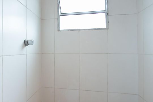 Banheiro  de kitnet/studio para alugar com 1 quarto, 32m² em Jardim Nossa Senhora do Carmo, São Paulo