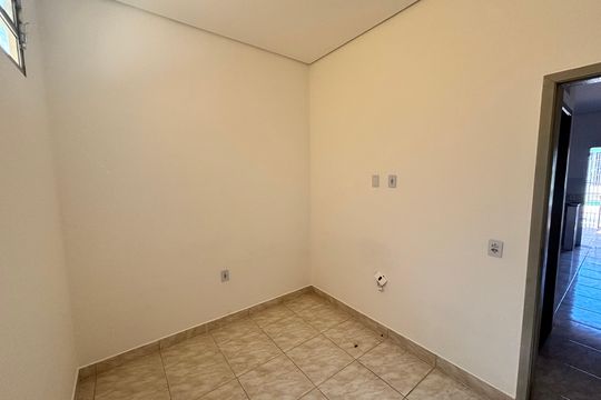 Quarto 1 de casa para alugar com 1 quarto, 40m² em Vila Libanesa, São Paulo