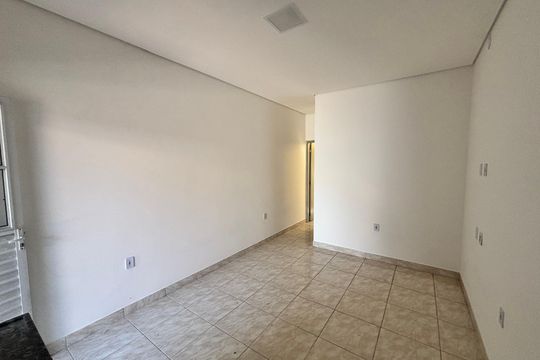 Casa para alugar com 1 quarto, 40m² em Vila Libanesa, São Paulo