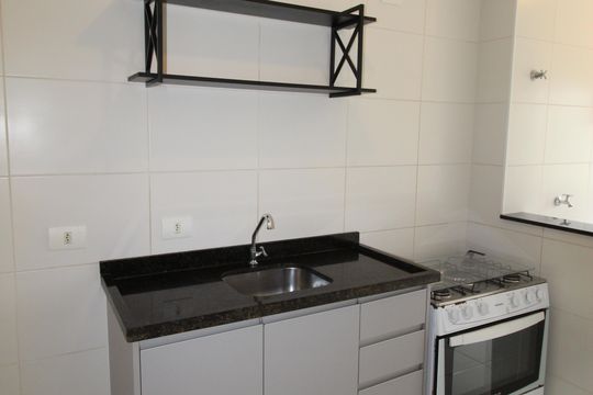Cozinha de apartamento para alugar com 2 quartos, 68m² em Parque Industrial, São José dos Campos