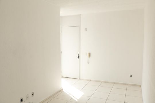 sala de apartamento para alugar com 2 quartos, 43m² em Jardim da Posse, Nova Iguaçu