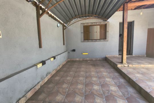 Área externa de casa à venda com 2 quartos, 160m² em Santa Efigênia, Belo Horizonte