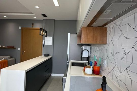 Cozinha de apartamento para alugar com 2 quartos, 53m² em Jardim do Lago, Jundiaí