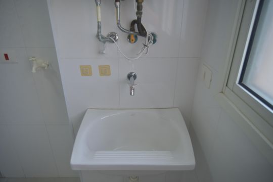 Área de Serviço de apartamento à venda com 3 quartos, 100m² em Vila Assunção, Santo André