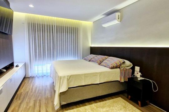 Casa de Condomínio à venda com 6 quartos, 400m² em Jardim Tereza Cristina, Jundiaí